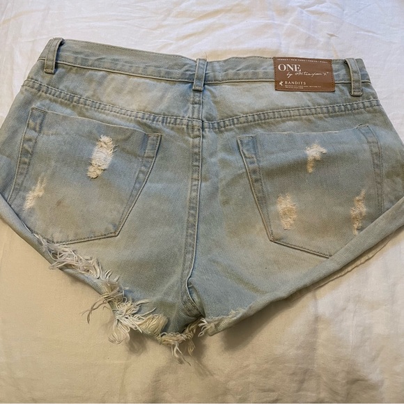 One Teaspoon Ripped Jean Short - Picture 5 of 6